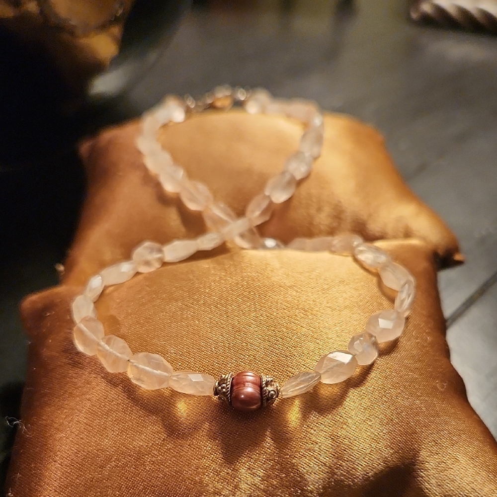 Vintage Stunning Natural Rose Quartz And Rose Pearl Chocker.